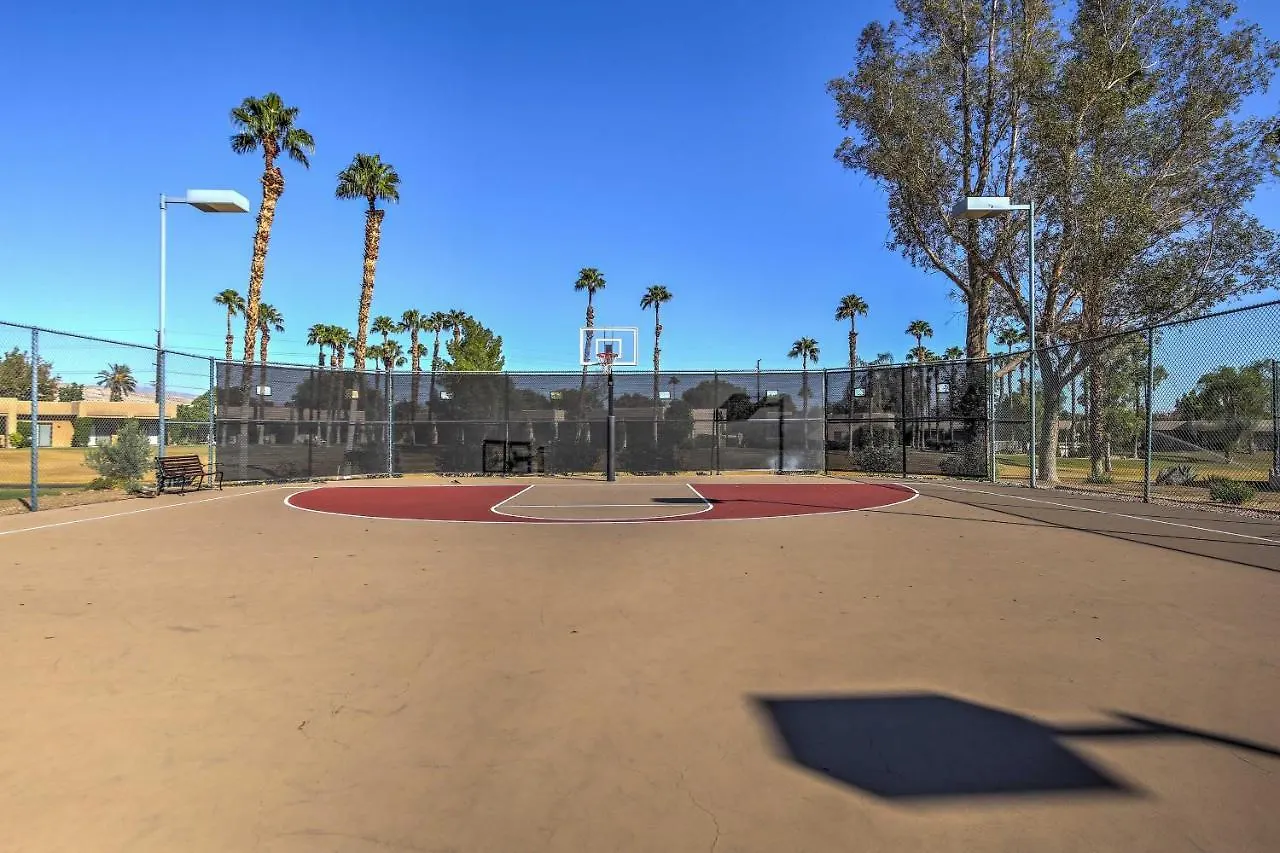 Apartment Renovated Palm Springs Condo With Resort Perks! Cathedral City