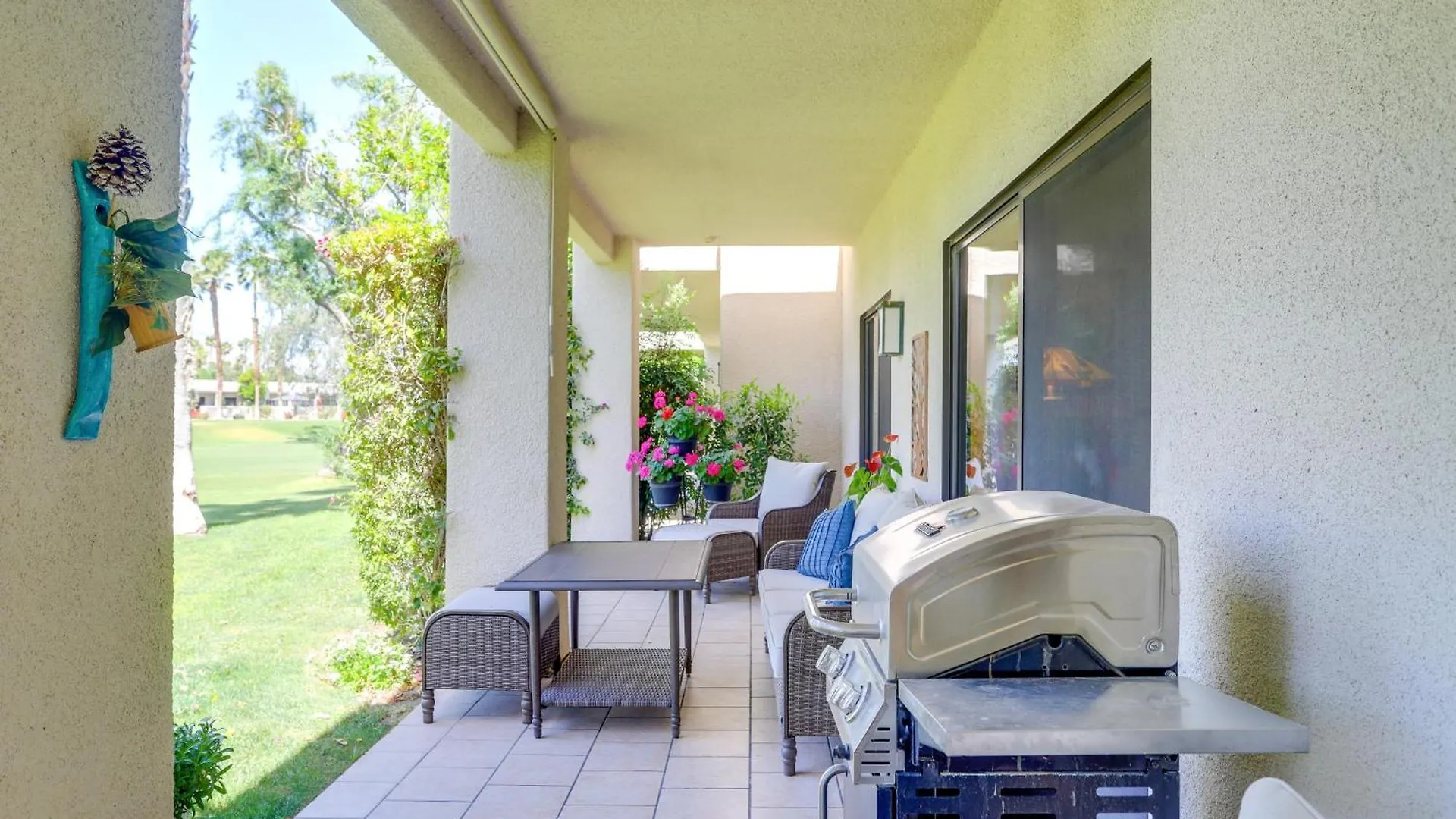 Apartment Renovated Palm Springs Condo With Resort Perks! Cathedral City United States