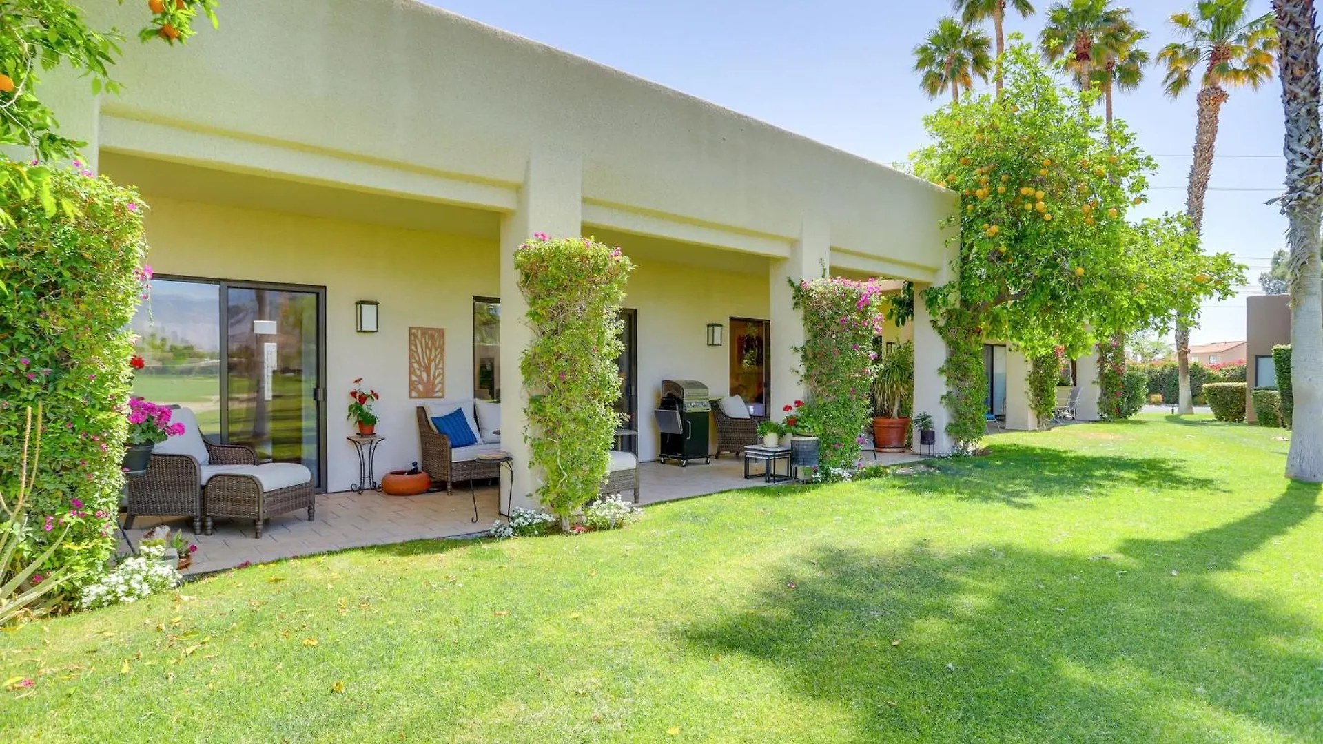 Renovated Palm Springs Condo With Resort Perks! Cathedral City